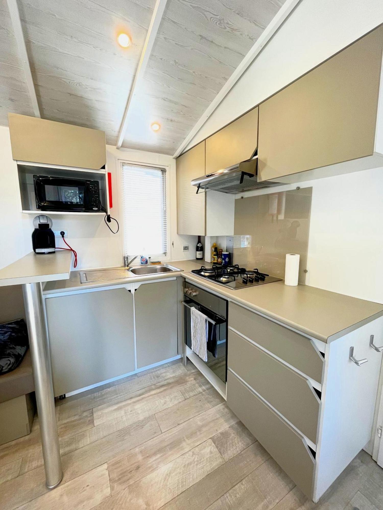 Mobil-Home Dans Camping 4* Saint-Laurent-du-Verdon Exterior photo